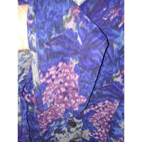 Briggs New York Blue Floral Button‎ Up Blouse - Picture 5 of 6